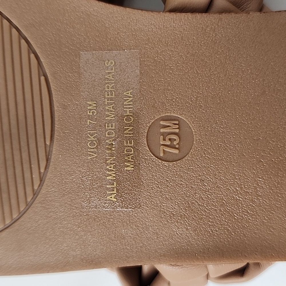 Sincerely Jules Vicki Sandals Tan - Picture 6 of 16